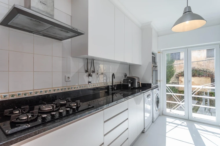 Apartamento T2 para Venda em Queluz e Belas Foto 3