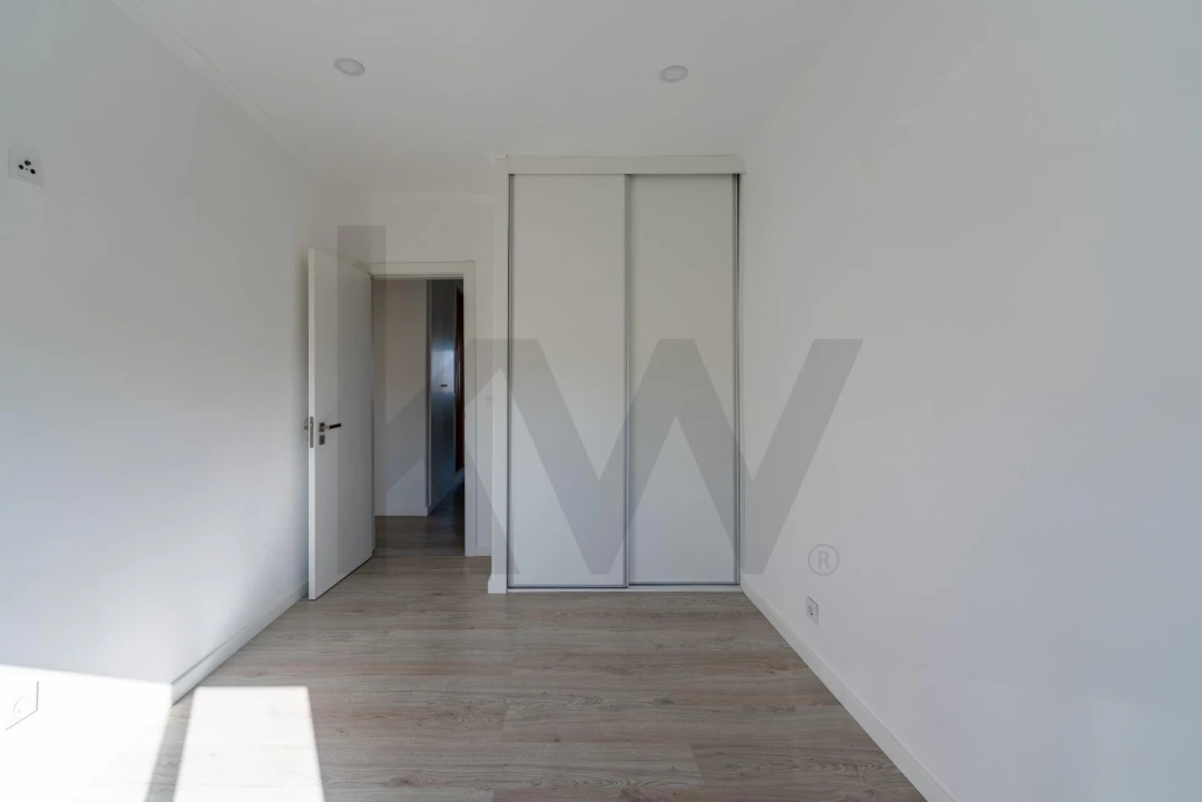Apartamento T2 para Venda em Baixa da Banheira e Vale da Amoreira Foto 9