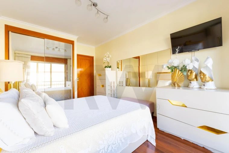 Apartamento T2 para Venda em Valongo Foto 15