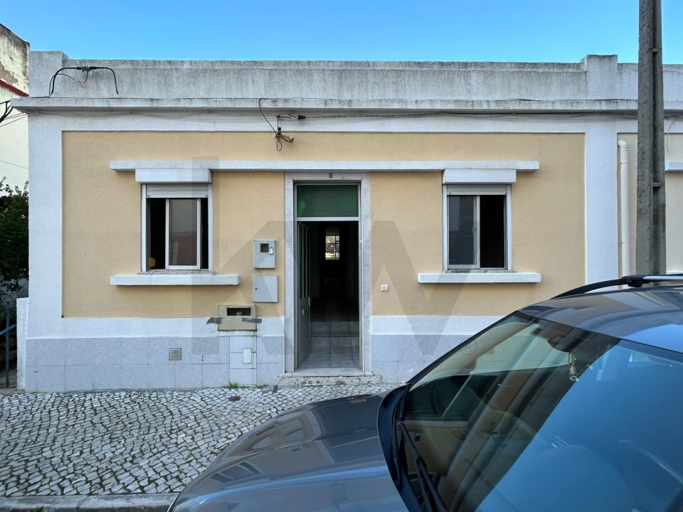 Moradia T2 para Venda em Pinhal Novo Foto 1