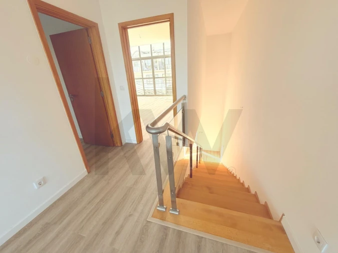 Moradia T2 para Venda em Quinta do Anjo Foto 17