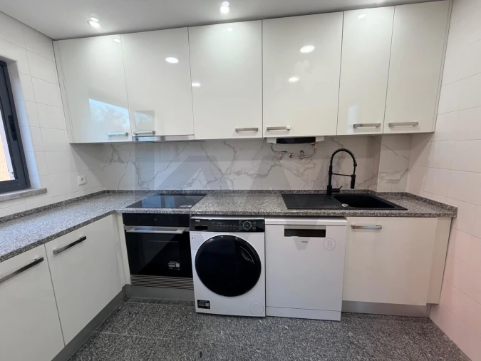 Moradia T2 para Venda em Quinta do Anjo Foto 8