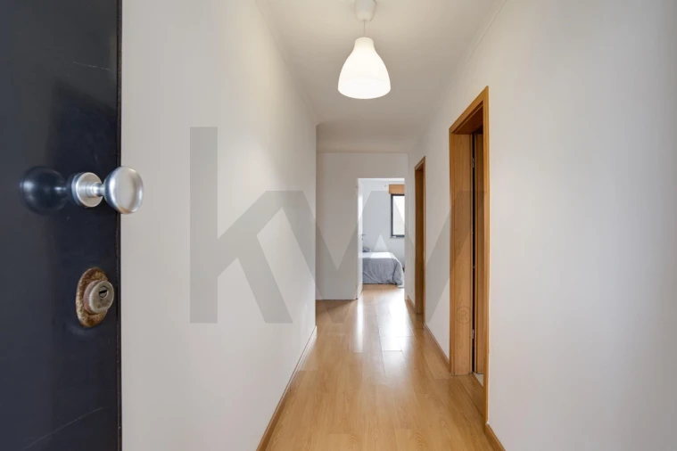 Apartamento T2 para Venda em Santa Clara Foto 1