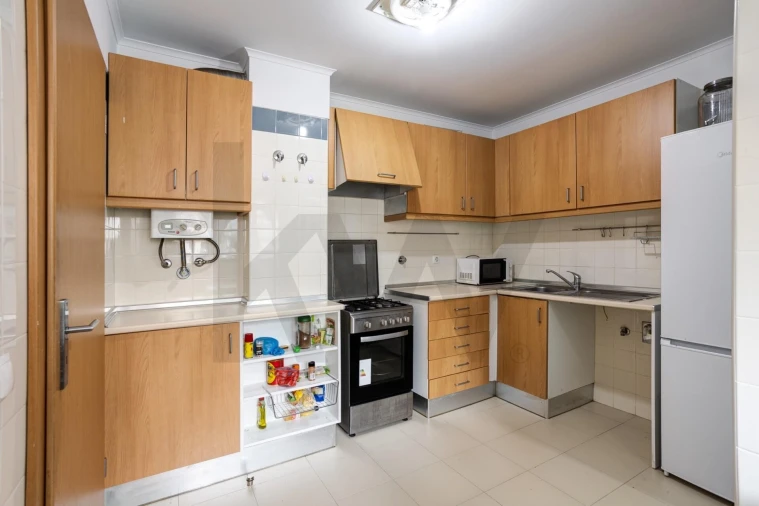 Apartamento T2 para Venda em Santa Clara Foto 3