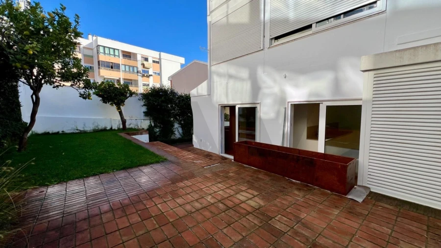 Apartamento T2 para Arrendamento em Oeiras e São Julião da Barra, Paço de Arcos e Caxias Foto 13