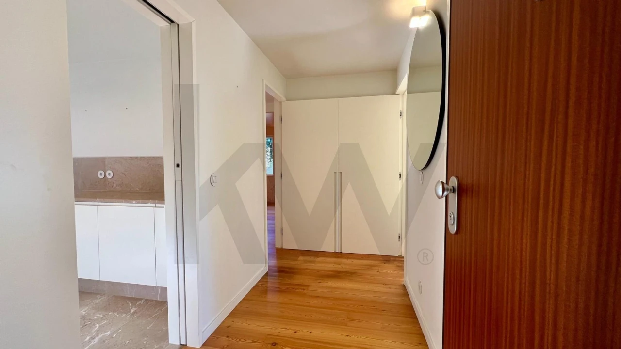 Apartamento T2 para Arrendamento em Oeiras e São Julião da Barra, Paço de Arcos e Caxias Foto 2