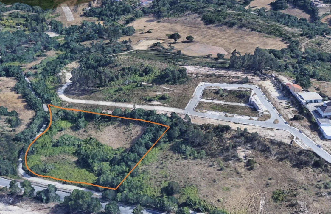 Terreno para Venda em Milharado Foto 1