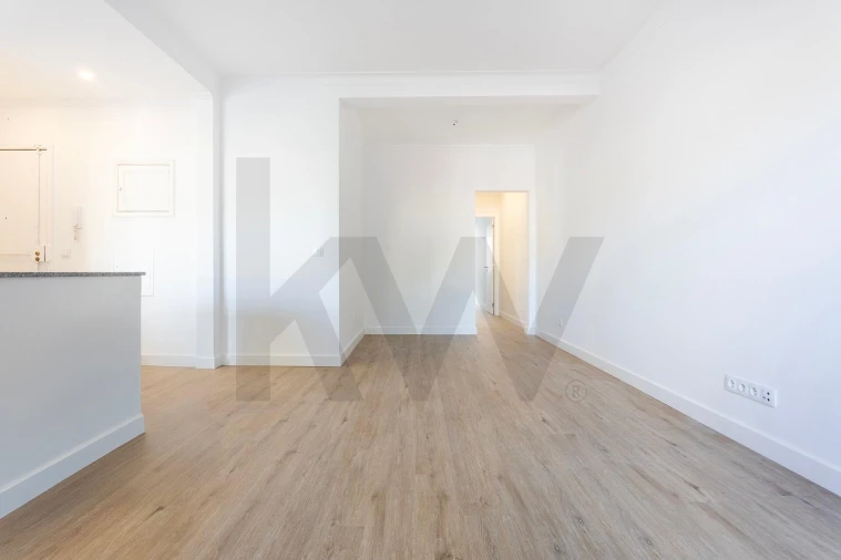 Apartamento T1 para Venda em Campo de Ourique Foto 10