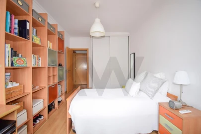 Apartamento T5 para Venda em Penha de França