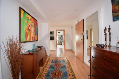 Apartamento T5 para Venda em Penha de França