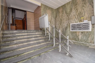Apartamento T5 para Venda em Penha de França