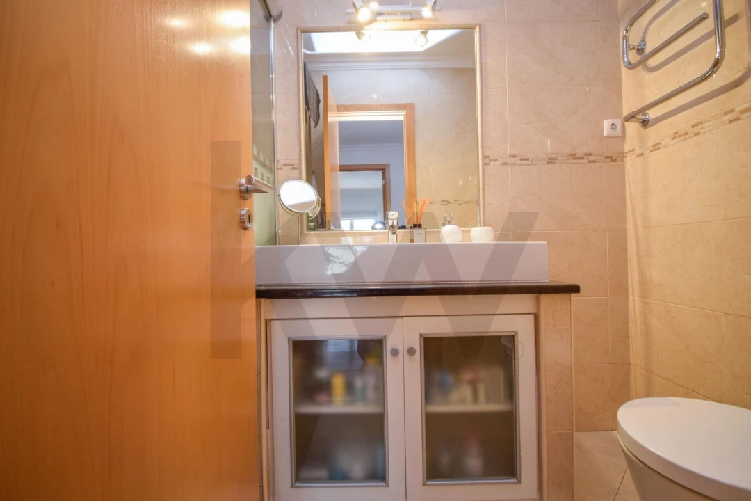 Apartamento T5 para Venda em Penha de França Foto 8