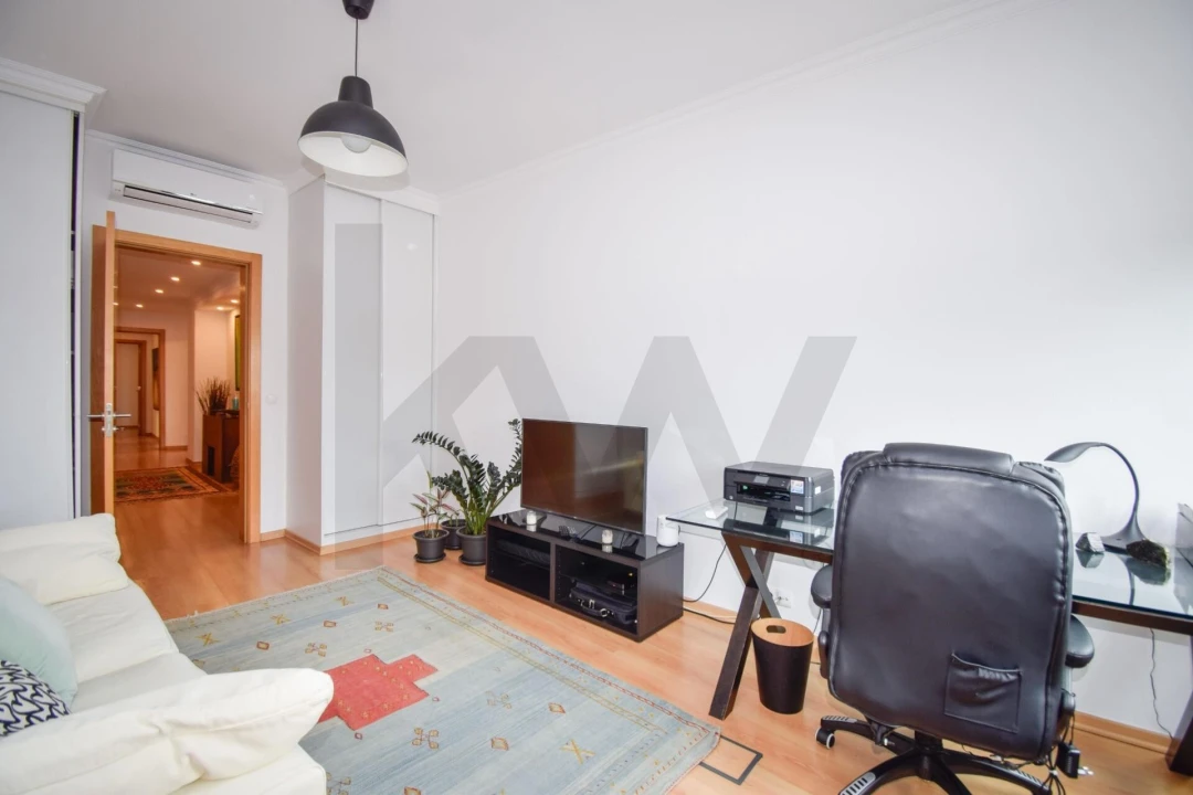 Apartamento T5 para Venda em Penha de França Foto 10