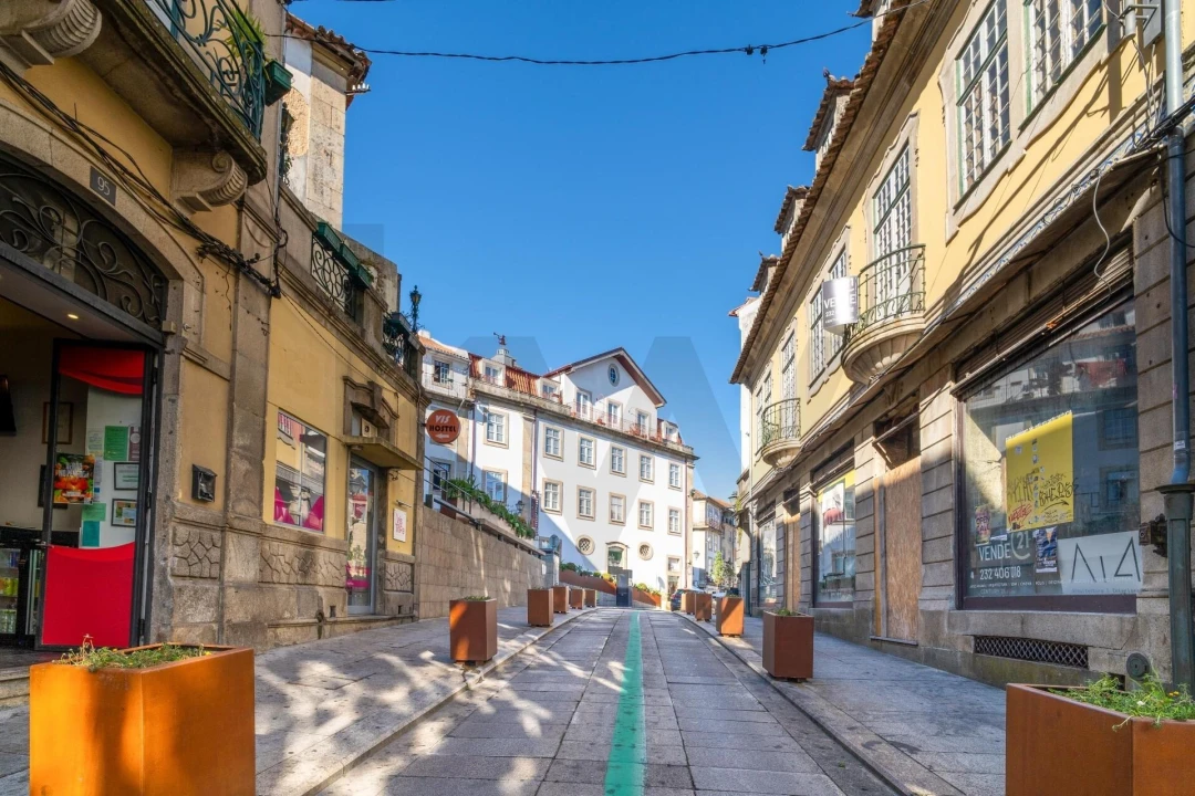 Prédio para Venda em Viseu Foto 13