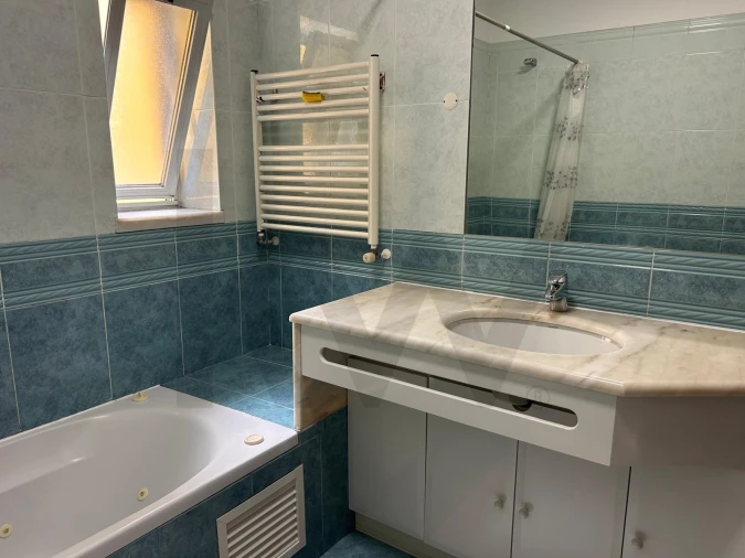 Apartamento T3 para Arrendamento em Oeiras e São Julião da Barra, Paço de Arcos e Caxias Foto 15