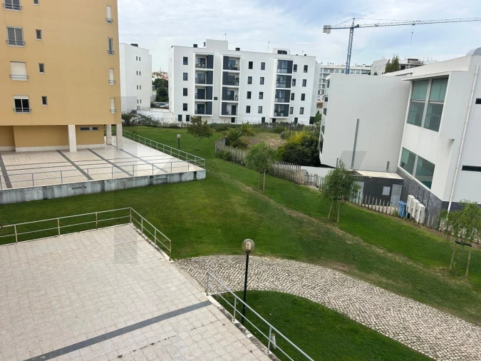 Apartamento T3 para Arrendamento em Oeiras e São Julião da Barra, Paço de Arcos e Caxias Foto 2