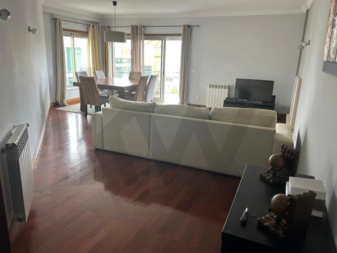 Apartamento T3 para Arrendamento em Oeiras e São Julião da Barra, Paço de Arcos e Caxias Foto 5