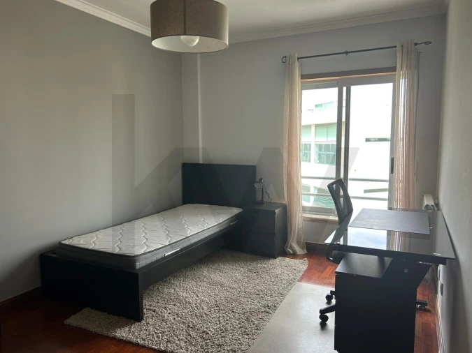 Apartamento T3 para Arrendamento em Oeiras e São Julião da Barra, Paço de Arcos e Caxias Foto 13