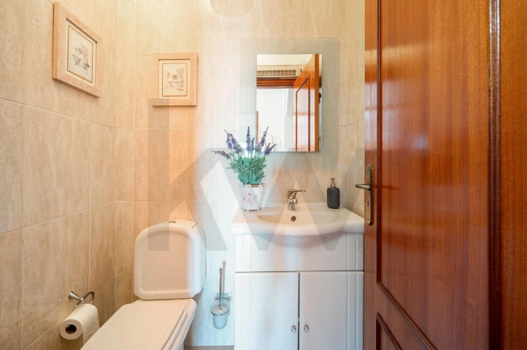 Apartamento T3 para Venda em Odivelas Foto 16