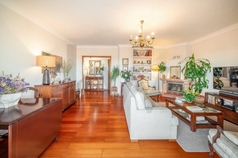 Apartamento T3 para Venda em Odivelas