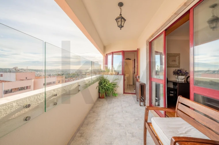 Apartamento T3 para Venda em Odivelas Foto 17