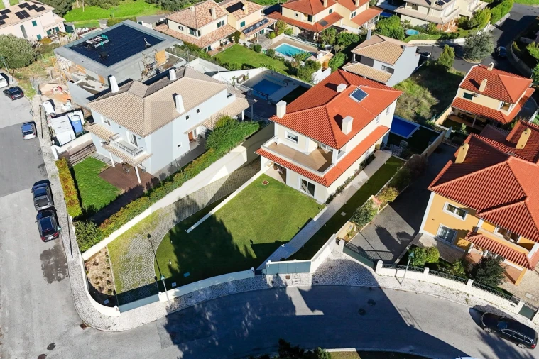 Moradia T3 para Venda em Agualva e Mira-Sintra Foto 9