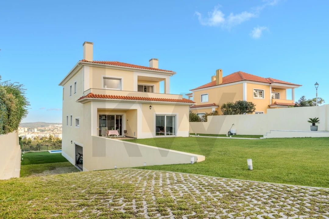 Moradia T3 para Venda em Agualva e Mira-Sintra Foto 63