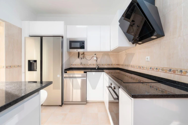 Apartamento T2 para Venda em Loule (São Clemente) Foto 12