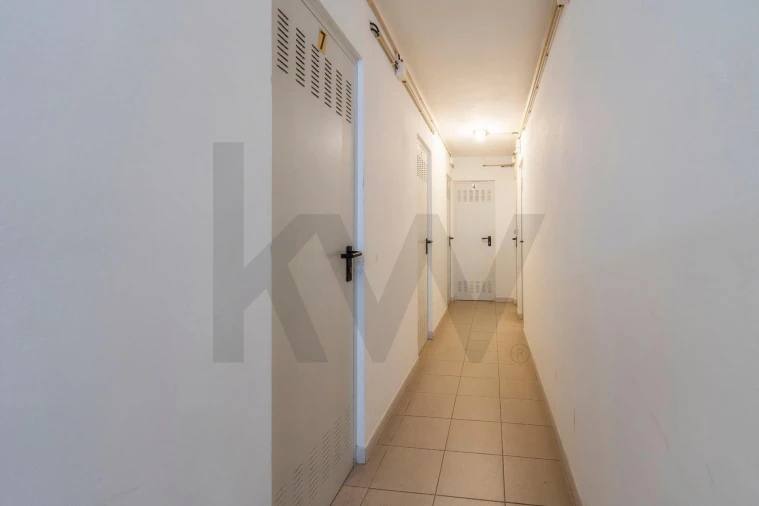 Apartamento T2 para Venda em Loule (São Clemente) Foto 37