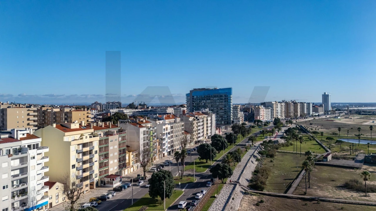 Negócio para Venda em Buarcos Foto 1