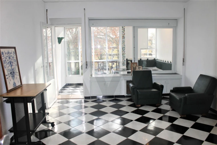 Apartamento T1 para Arrendamento em Carcavelos e Parede Foto 11