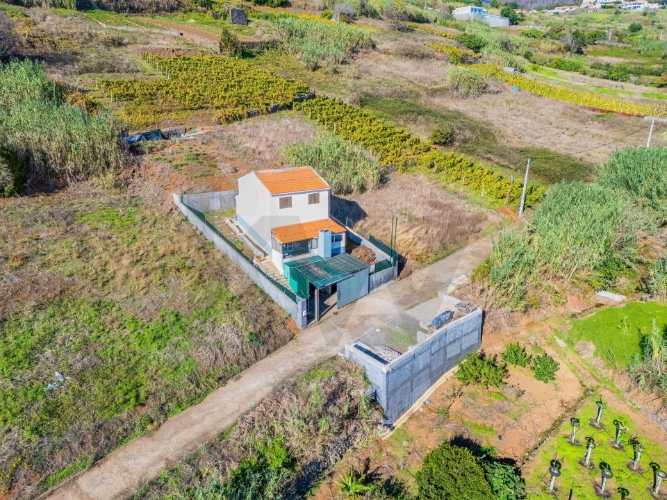 Moradia T1 para Venda em Fajã da Ovelha Foto 5