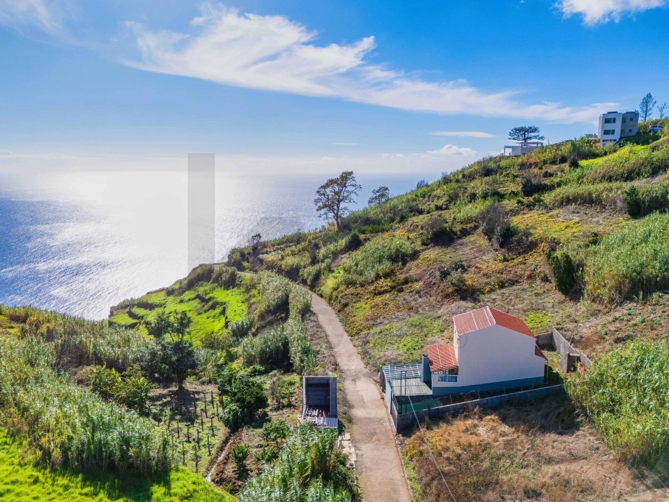 Moradia T1 para Venda em Fajã da Ovelha Foto 16