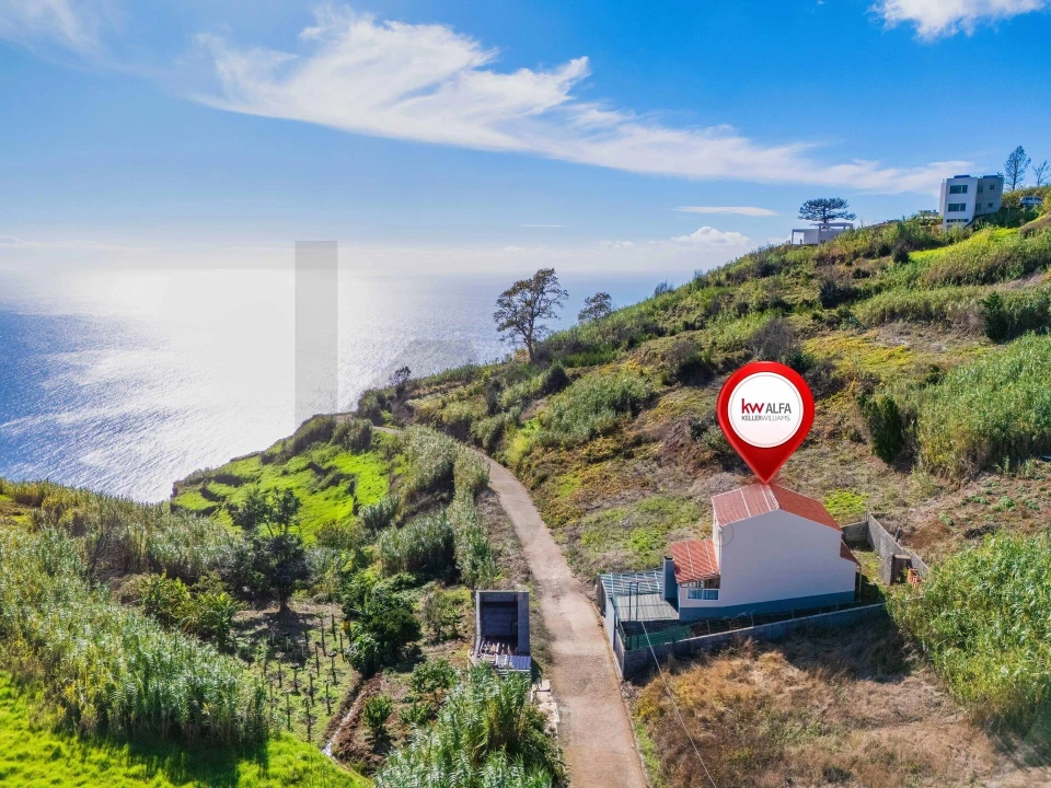 Moradia T1 para Venda em Fajã da Ovelha Foto 9