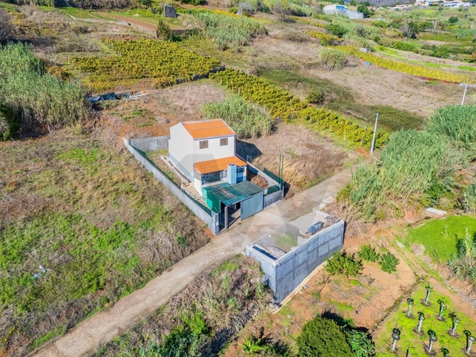 Moradia T1 para Venda em Fajã da Ovelha Foto 5