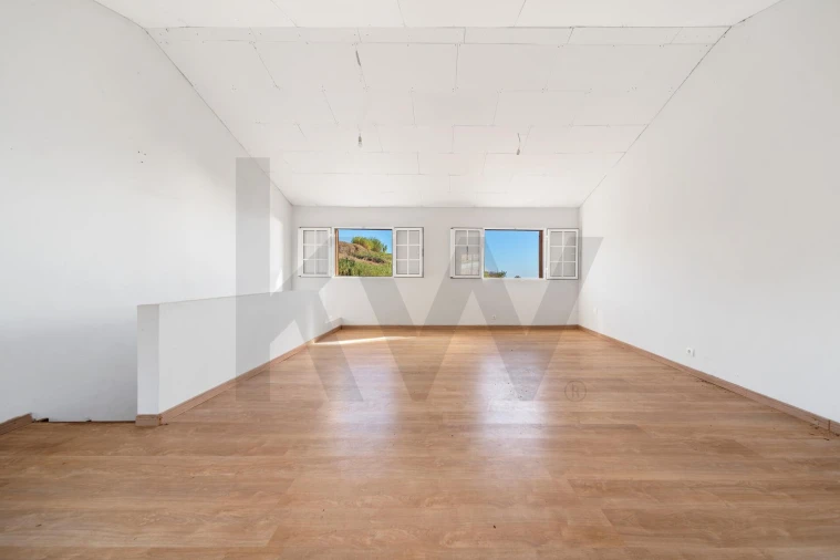 Moradia T1 para Venda em Fajã da Ovelha Foto 10