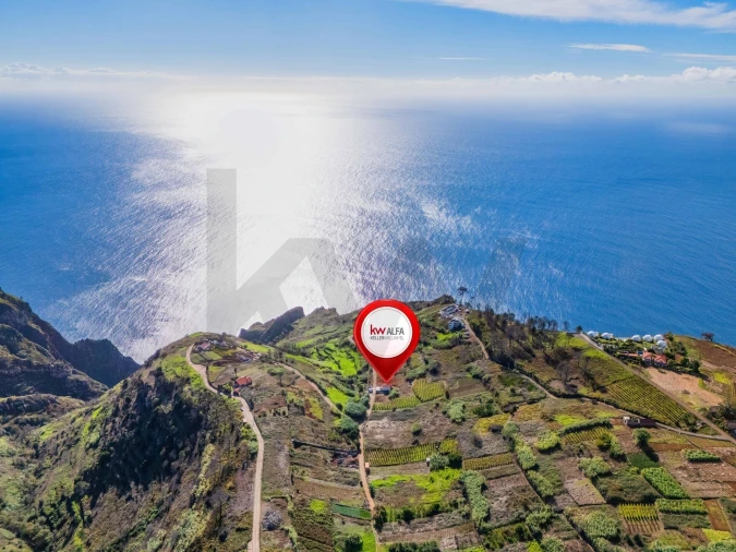 Moradia T1 para Venda em Fajã da Ovelha Foto 17