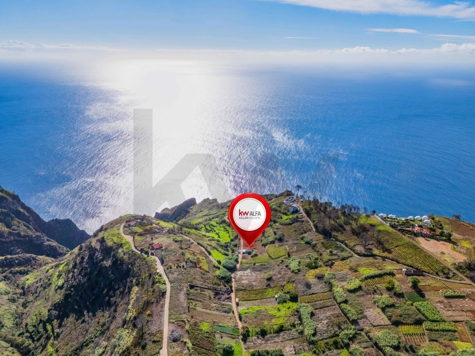 Moradia T1 para Venda em Fajã da Ovelha Foto 17