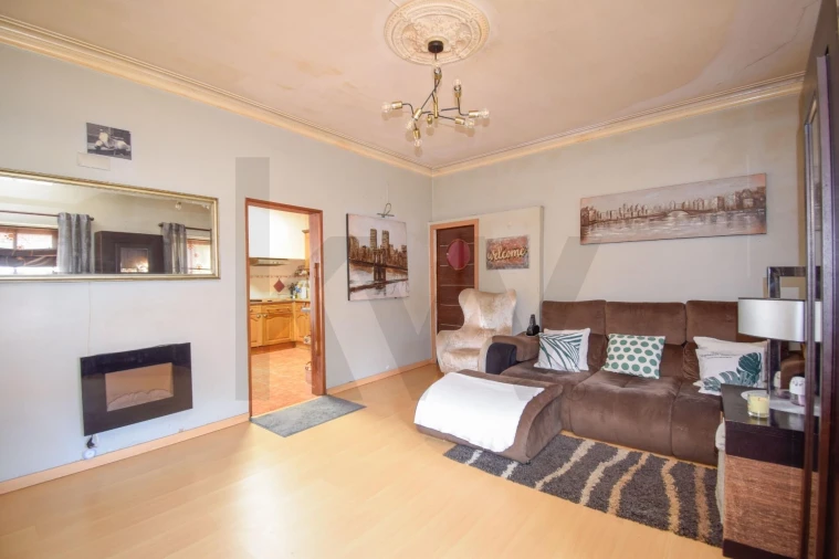 Moradia T3 para Venda em Lousa Foto 16