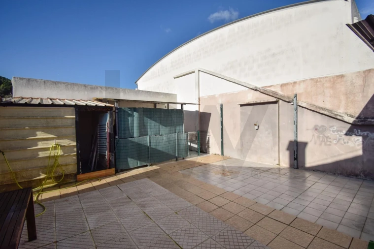 Moradia T3 para Venda em Lousa Foto 36