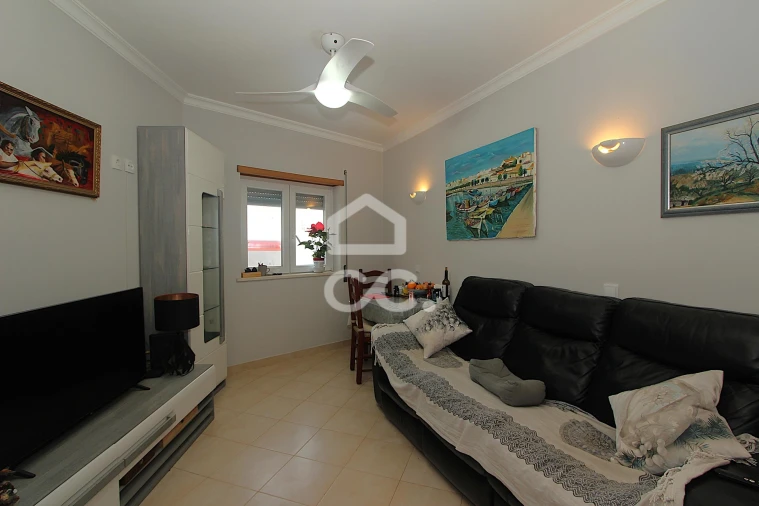 Apartamento T1 para Venda em Armação de Pera Foto 4