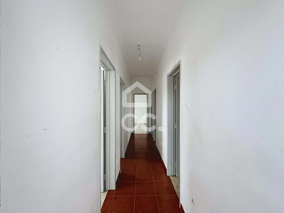 Moradia T9 para Venda em Tornada e Salir do Porto Foto 20