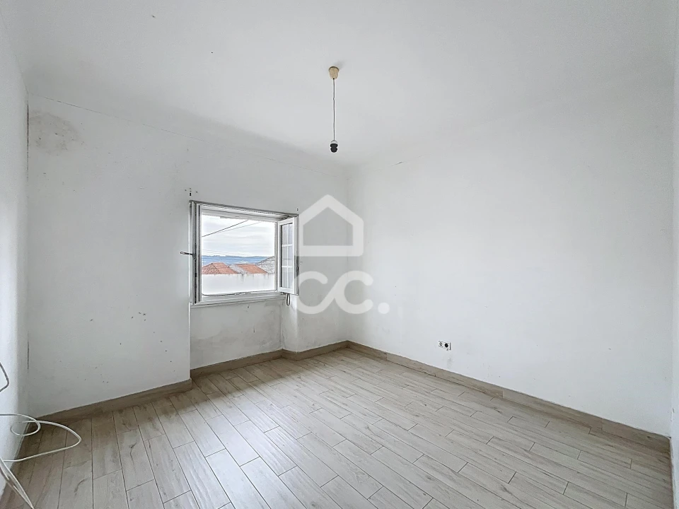 Moradia T9 para Venda em Tornada e Salir do Porto Foto 22