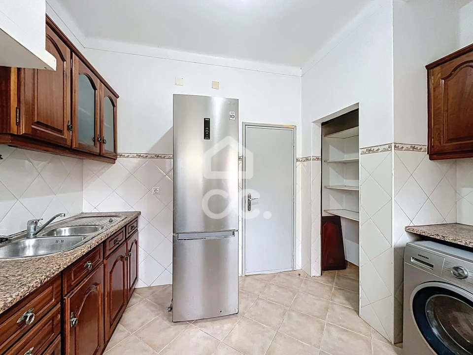 Moradia T9 para Venda em Tornada e Salir do Porto Foto 26