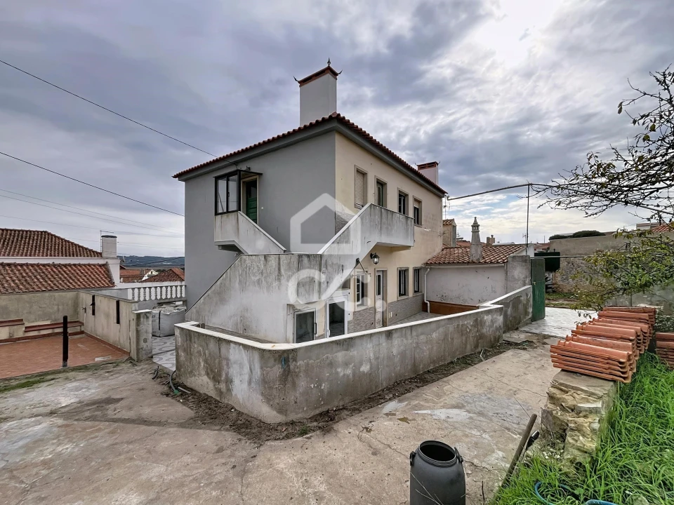 Moradia T9 para Venda em Tornada e Salir do Porto Foto 32