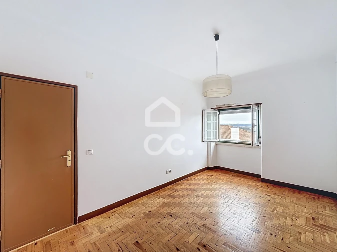 Moradia T9 para Venda em Tornada e Salir do Porto Foto 35