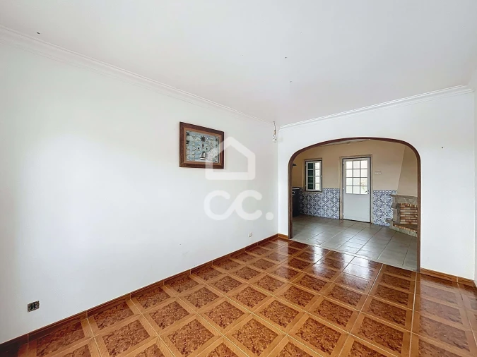 Moradia T9 para Venda em Tornada e Salir do Porto Foto 6