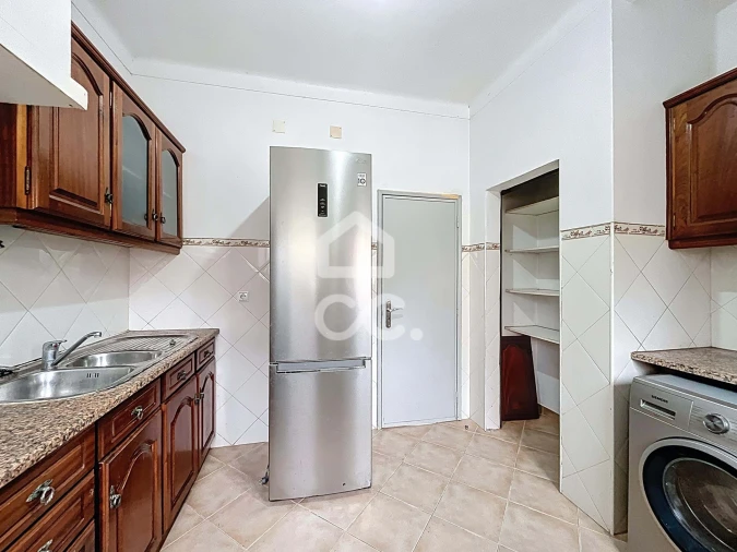 Moradia T9 para Venda em Tornada e Salir do Porto Foto 26