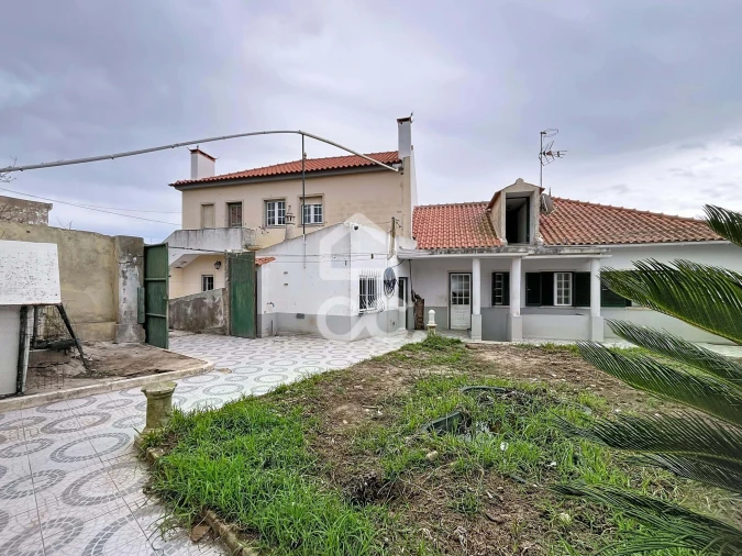 Moradia T9 para Venda em Tornada e Salir do Porto Foto 39