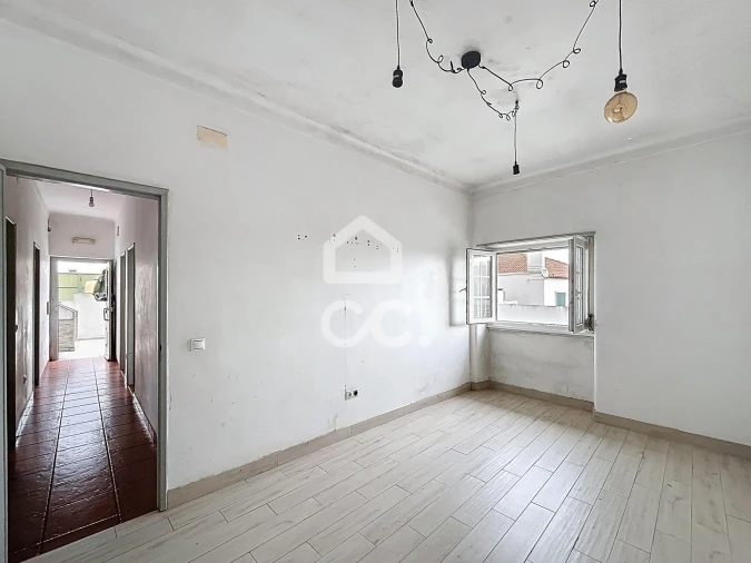 Moradia T9 para Venda em Tornada e Salir do Porto Foto 23